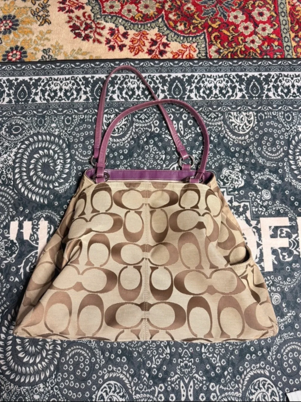 Coach tote signature